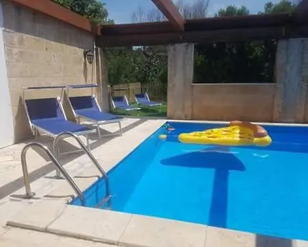 Vila Emanuele *